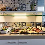 Hotel Garner Porz - Airport By Ihg 3*