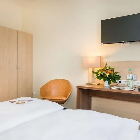 Hotel Garner Porz - Airport By Ihg 3*
