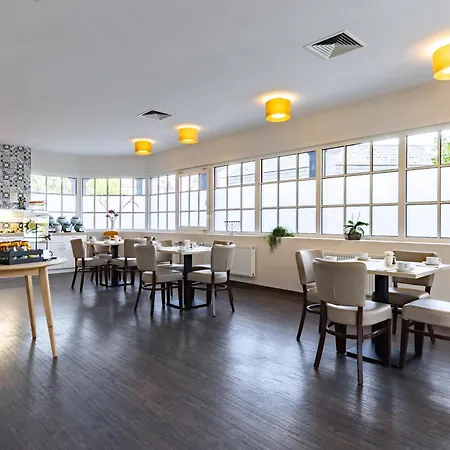 Garner Porz - Airport By Ihg Hotel 3*