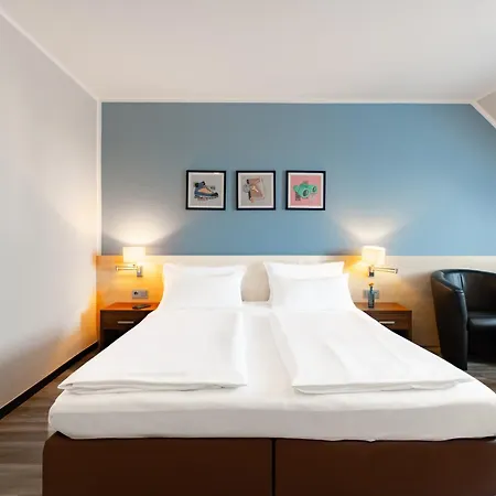 Hotel Garner Porz - Airport By Ihg 3*
