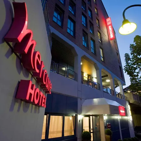 Hotell Mariella 3*