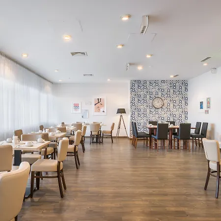 Garner Porz - Airport By Ihg