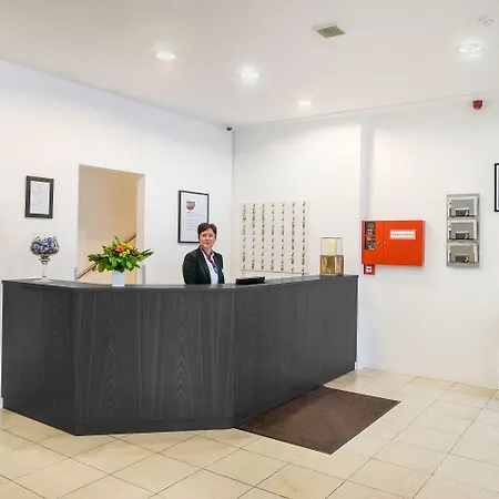 Garner Porz - Airport By Ihg 3* كولونيا