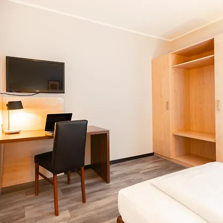 Garner Porz - Airport By Ihg كولونيا