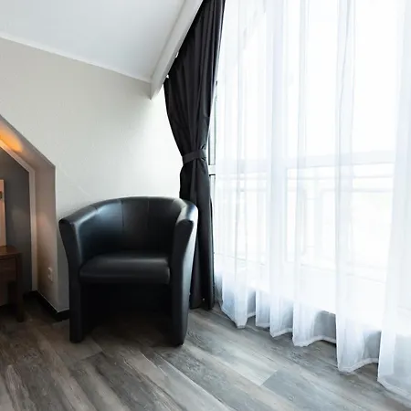 Garner Porz - Airport By Ihg 3*