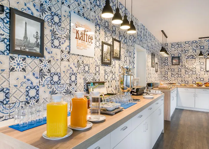 Garner Porz - Airport By Ihg Отель