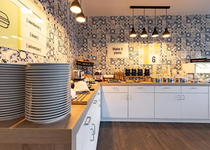 호텔 Garner Porz - Airport By Ihg 3*