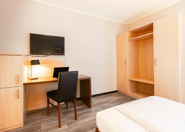 Garner Porz - Airport By Ihg 쾰른