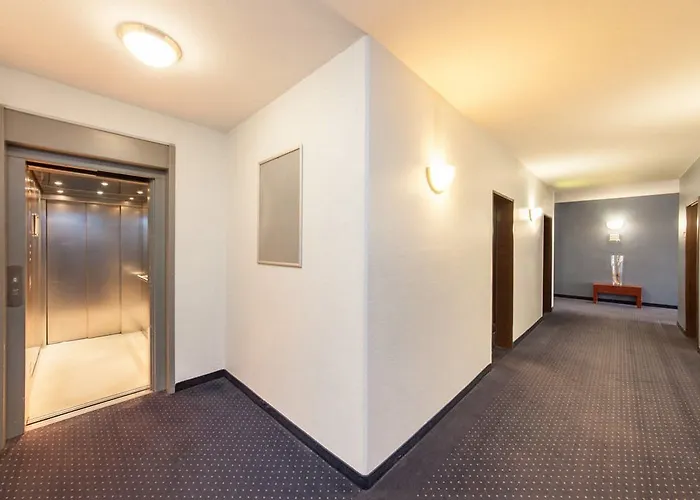 Garner Porz - Airport By Ihg