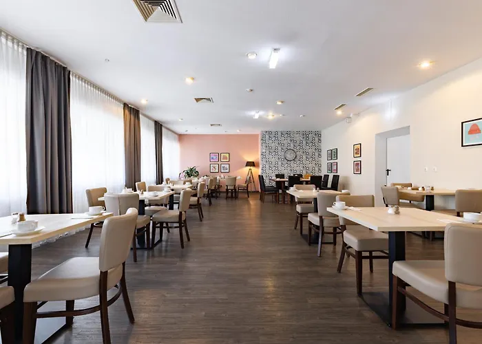 Garner Porz - Airport By Ihg